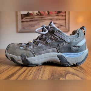 Keen Waterproof Hiking Shoes - Size Women's 8.5 - Gray Blue Leather